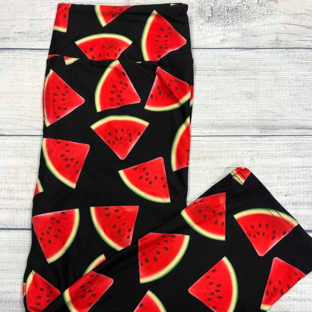 Watermelon capris